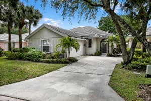 MLS# R10976822, Palm Beach Gardens, Florida 33403