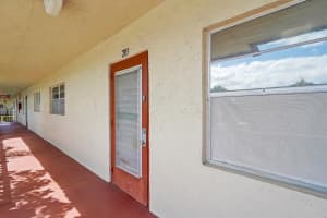 2 Abbey Lane 203, Delray Beach, FL 33446 Sold 07/10/24