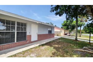31 SE Cayuga Terrace, Stuart, FL 34997 Sold 09/16/24