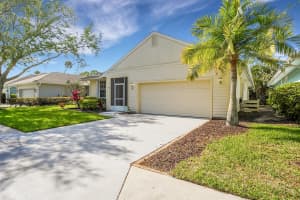 301 Hawthorne Lane, Vero Beach, FL 32962 Sold 10/31/25