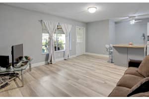 125 Lake Pine Cir d 1, Greenacres, FL 33463, Sold 07/08/24