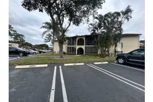 142 Lake Pine Circle, Greenacres, FL 33463 Sold 09/06/24