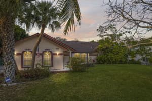 922 Jackson Way, Hutchinson Island, FL 34949 Sold 09/30/24