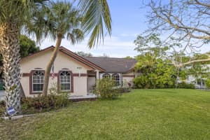 922 Jackson Way, Hutchinson Island, FL 34949 Sold 09/30/24