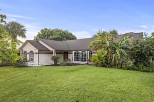 922 Jackson Way, Hutchinson Island, FL 34949 Sold 09/30/24