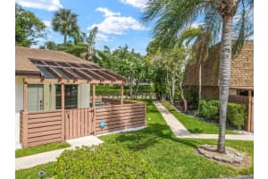 5401 NW 61st Place, Tamarac, FL 33319 Sold 06/24/24