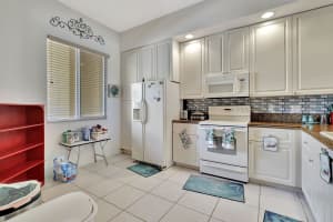 1 Harbour Isle Drive E 204, Fort Pierce, FL 34949 Sold 06/12/24