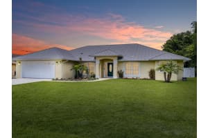 5306 Echo Pines Circle W, Fort Pierce, FL 34951 Sold 08/26/24