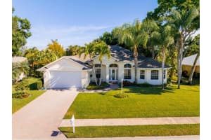 6546 35th Place Place, Vero Beach, FL 32966 Sold 07/18/24