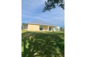 6350 Tropical Way, Vero Beach, FL 32967 Sold 05/09/24