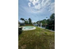 2330 NE 49th Street, Lighthouse Point, FL 33064 Sold 07/18/24