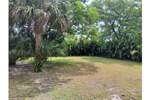 1017 Ardmore Road, West Palm Beach, FL 33401 Sold 12/03/24