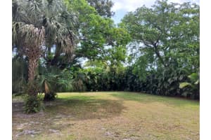 1017 Ardmore Road, West Palm Beach, FL 33401 Sold 12/03/24