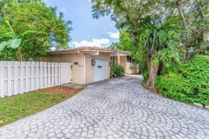 7512 W Lake Drive, Lake Clarke Shores, FL 33406 Sold 08/23/24