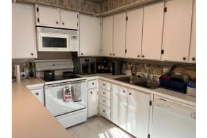 103 1st Lane, Palm Beach Gardens, FL 33418 Sold 07/31/24