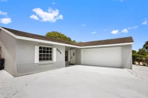 5978 Lincoln Circle W, Lake Worth, FL 33463 Sold 08/28/24