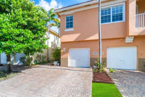 1723 Terracotta Drive, Riviera Beach, FL 33404 Sold 05/14/24