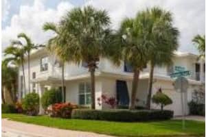 3113 Yorkshire Lane, Palm Beach Gardens, FL 33418 Sold 07/18/24