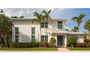 3113 Yorkshire Lane, Palm Beach Gardens, FL 33418 Sold 07/18/24