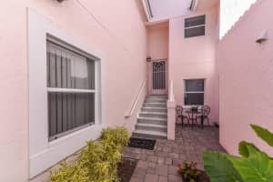 3104 Fairway Drive N, Jupiter, FL 33477 Sold 07/18/24