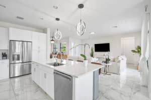 7321 Estero Drive, Lake Worth, FL 33463 Sold 09/03/24