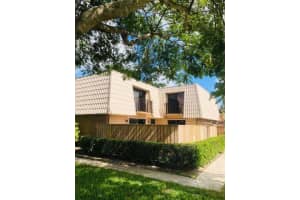 5606 56th Way, West Palm Beach, FL 33409 Sold 08/26/24
