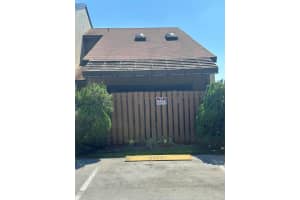 4201 S Pine Island Road, Davie, FL 33328 Sold 07/31/24