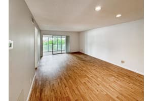 534 Franconia Circle B, Lake Worth, FL 33467 Sold 11/27/24