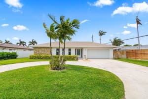 2745 NE 4th Way, Boca Raton, FL 33431 Sold 05/09/24