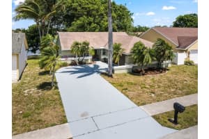 1804 Edgewater Drive, Boynton Beach, FL 33436 Sold 07/08/24