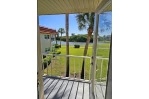 67 Royal Oak Drive 204, Vero Beach, FL 32962 Sold 07/19/24