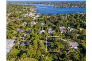 5650 Shirley Drive, Jupiter, FL 33458 Sold 01/02/25