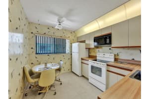 15301 Pembridge Ave APT 75, Delray Beach, FL 33484, Sold 08/28/24