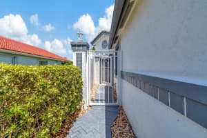10901 Royal Caribbean Circle, Boynton Beach, FL 33437 Sold 04/29/25