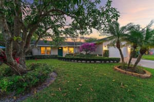 714 S Pennock Lane, Jupiter, FL 33458 Sold 09/18/24