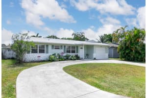 2560 SE Madison Street, Stuart, FL 34997 Sold 05/14/24