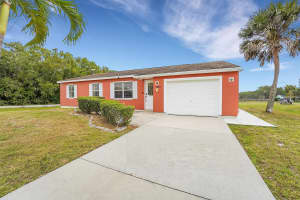 2698 SE Melaleuca Boulevard, Port Saint Lucie, FL 34952 Sold 09/24/24