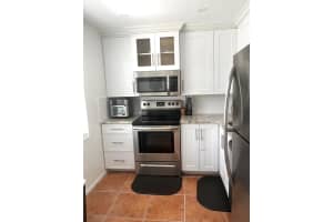 2900 NW 48th Terrace 310, Lauderdale Lakes, FL 33313 Sold 06/25/24