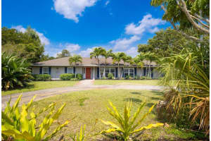 445 9th Drive Drive, Vero Beach, FL 32962 Sold 07/10/24