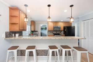 445 9th Drive Drive, Vero Beach, FL 32962 Sold 07/10/24