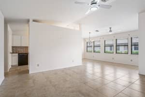 643 Centre Court SW 102, Vero Beach, FL 32962 Sold 09/20/24