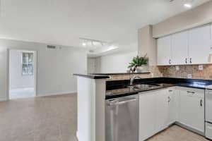 7832 Sonoma Springs Circle 108, Lake Worth, FL 33463 Sold 07/15/24