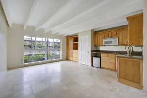 4001 S Ocean Boulevard 208, South Palm Beach, FL 33480 Sold 09/25/24