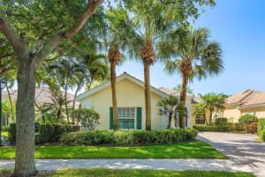 136 Euphrates Circle, Palm Beach Gardens, FL 33410 Sold 07/26/24