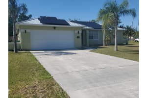 1889 SE Gaskins Circle, Port Saint Lucie, FL 34952 Sold 10/24/24