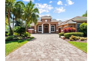 12800 Kapok Lane, Davie, FL 33330 Sold 07/16/24