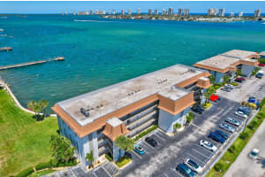 410 Wilma Circle 108, Riviera Beach, FL 33404 Sold 06/14/24