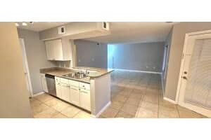 815 W Boynton Beach Blvd 7-105, Boynton Beach, FL 33426 Sold 05/31/24