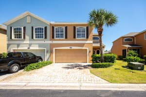 581 Bismarck Way 103, Melbourne, FL 32903 Sold 05/20/24