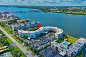 2760 S Ocean Boulevard 410, Palm Beach, FL 33480 Sold 06/06/24